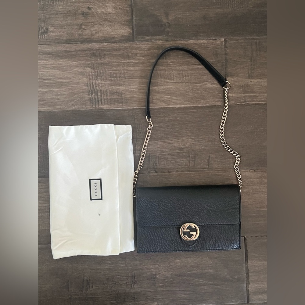 Gucci leather Cross-Body Bag